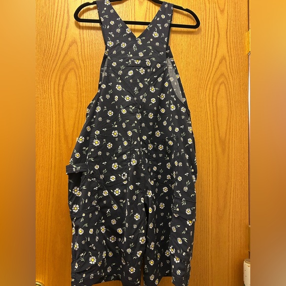 Duluth Trading Heirloom Short Overalls New - Picture 2 of 11